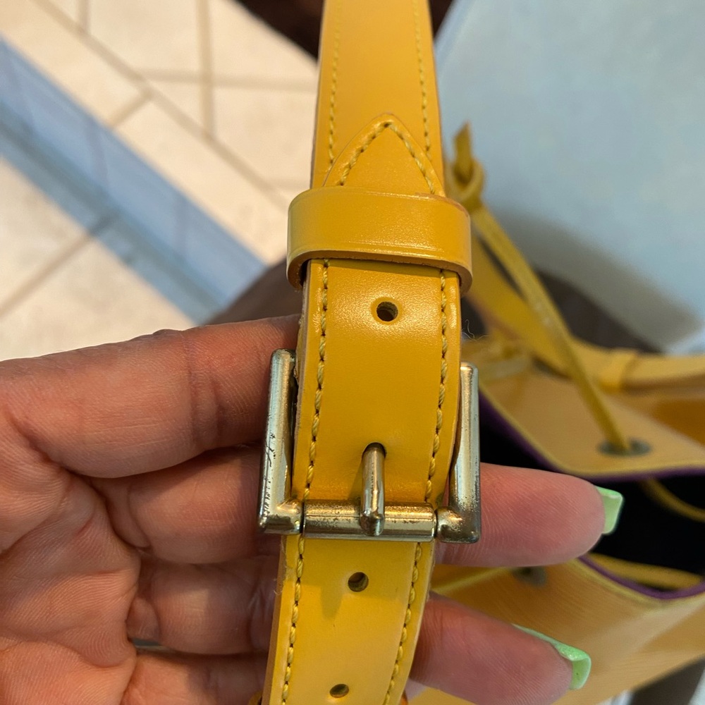 Louis Vuitton Yellow/Purple Epi Leather Noé Shoulder Bag - Picture 10 of 15